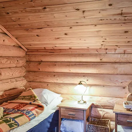 5 Bedroom Gorgeous In Holiday home Vegarshei