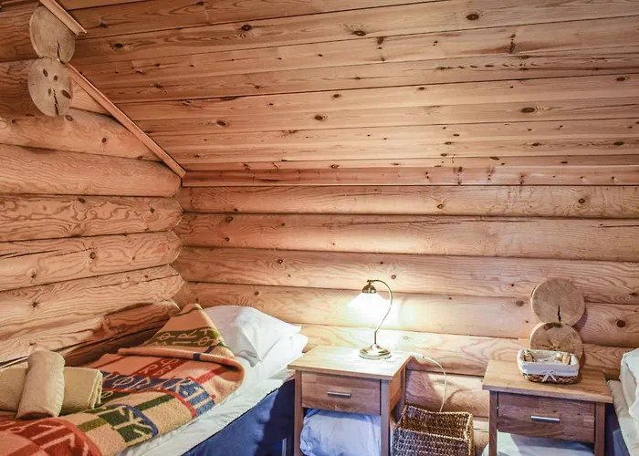 5 Bedroom Gorgeous In Feriehus Vegårshei