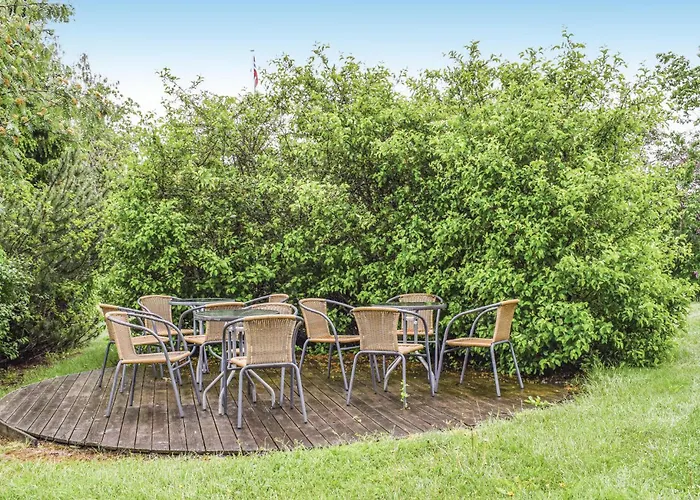 5 Bedroom Gorgeous In *