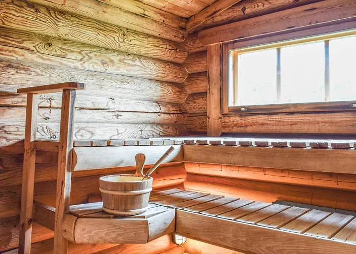 5 Bedroom Gorgeous In *